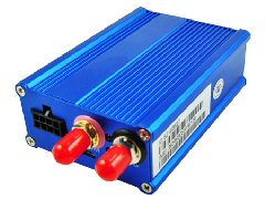 溫度油耗監(jiān)控GPS定位器